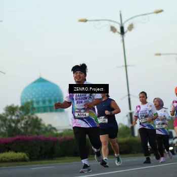 Runner Photo 6131875