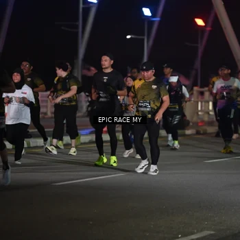 Runner Photo 6131926