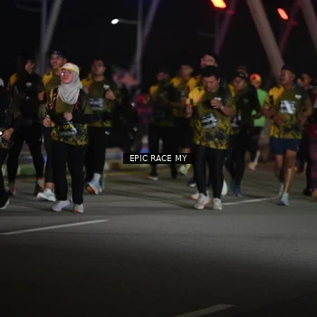 Runner Photo 6132044