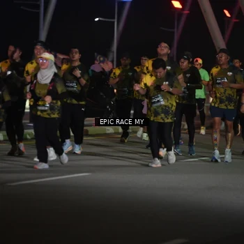 Runner Photo 6132045
