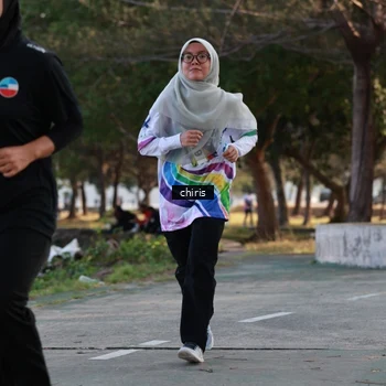 Runner Photo 6132059