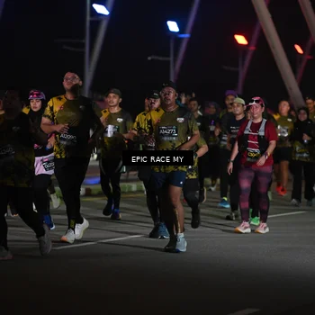 Runner Photo 6132077