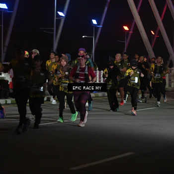 Runner Photo 6132117
