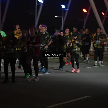 Runner Photo 6132133
