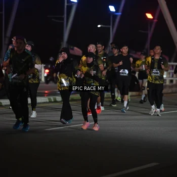 Runner Photo 6132139