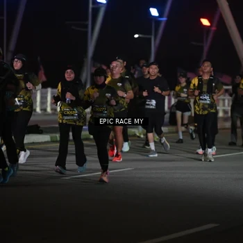 Runner Photo 6132144