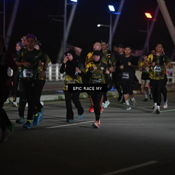 Runner Photo 6132148