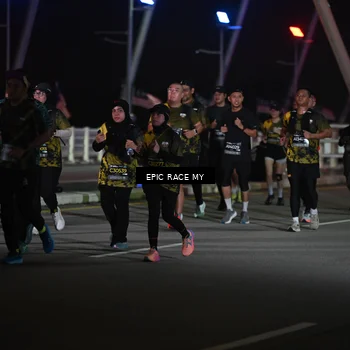 Runner Photo 6132149