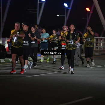 Runner Photo 6132178