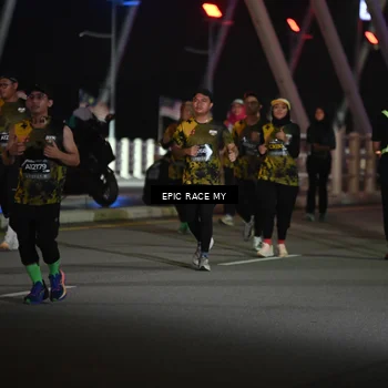 Runner Photo 6132291