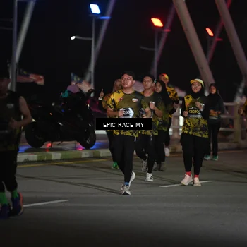 Runner Photo 6132295