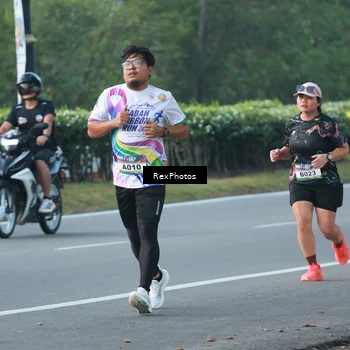 Runner Photo 6132316