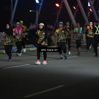 Runner Photo 6132320