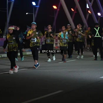 Runner Photo 6132325