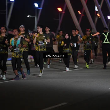 Runner Photo 6132359