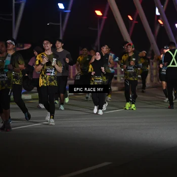 Runner Photo 6132364