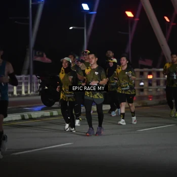 Runner Photo 6132432