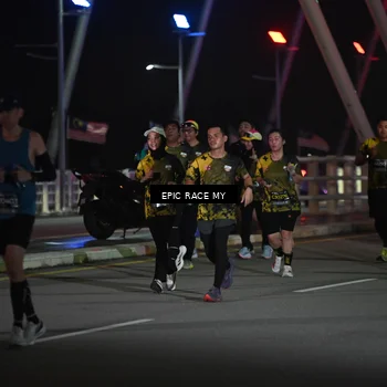 Runner Photo 6132443