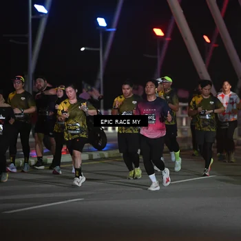 Runner Photo 6132472