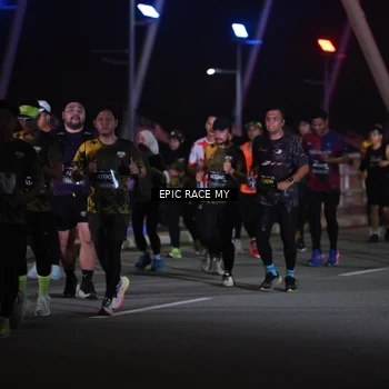 Runner Photo 6132535