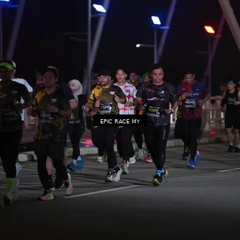 Runner Photo 6132545