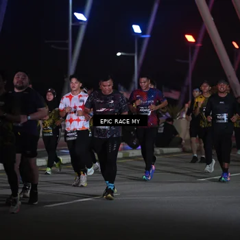 Runner Photo 6132556