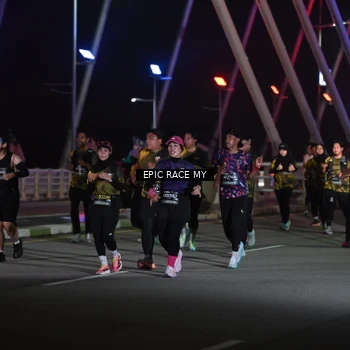 Runner Photo 6132616