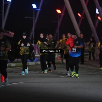 Runner Photo 6132672