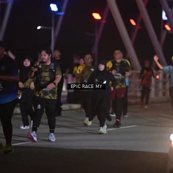 Runner Photo 6132729
