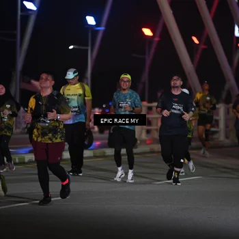 Runner Photo 6132763