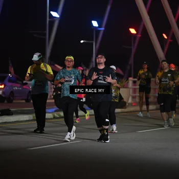 Runner Photo 6132777