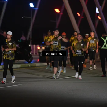 Runner Photo 6132792