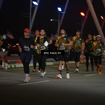 Runner Photo 6132875