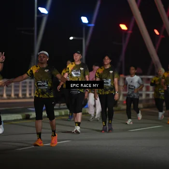 Runner Photo 6132893