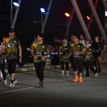 Runner Photo 6132918
