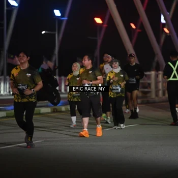 Runner Photo 6132925