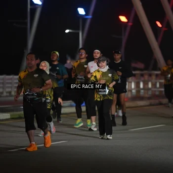 Runner Photo 6132926