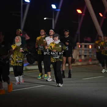 Runner Photo 6132930