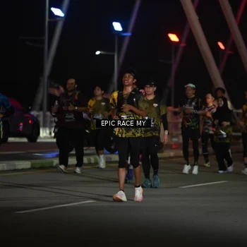 Runner Photo 6132974