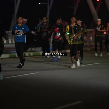 Runner Photo 6132978