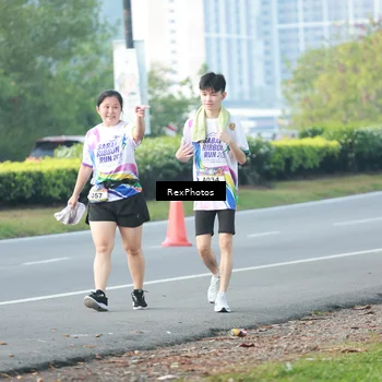 Runner Photo 6133004