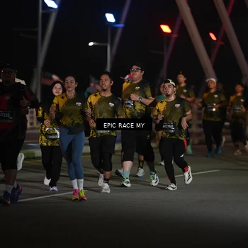 Runner Photo 6133005