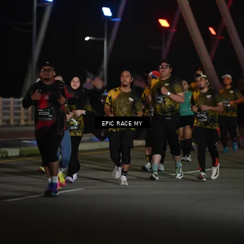 Runner Photo 6133006