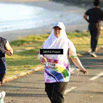 Runner Photo 6133011