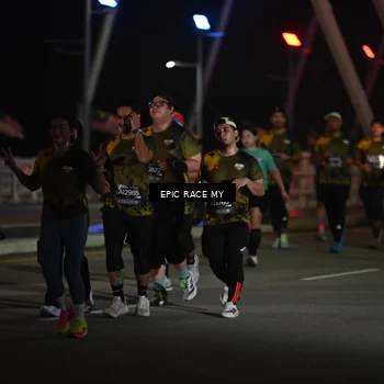Runner Photo 6133012