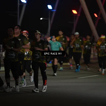 Runner Photo 6133034