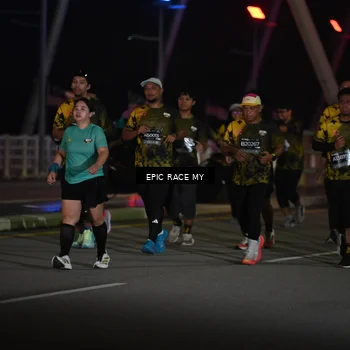 Runner Photo 6133041