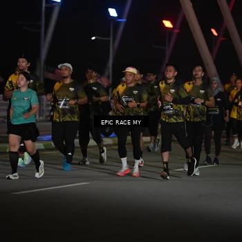 Runner Photo 6133047
