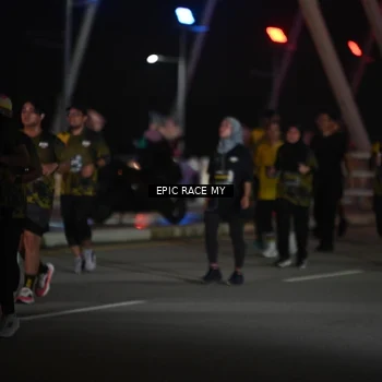 Runner Photo 6133076