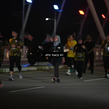 Runner Photo 6133095